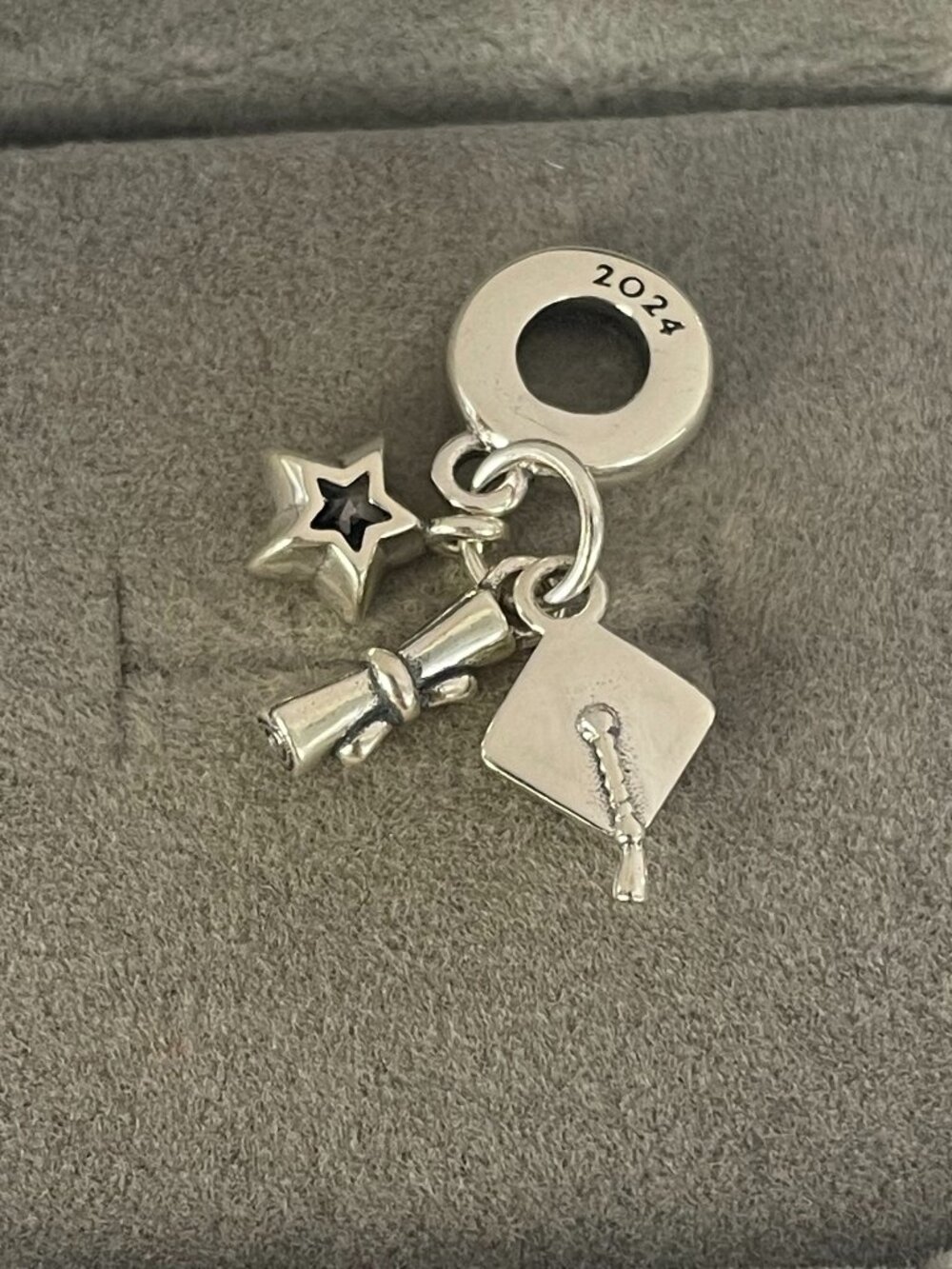 Pandora Graduation Triple Dangle Charm - Picture 4 of 4